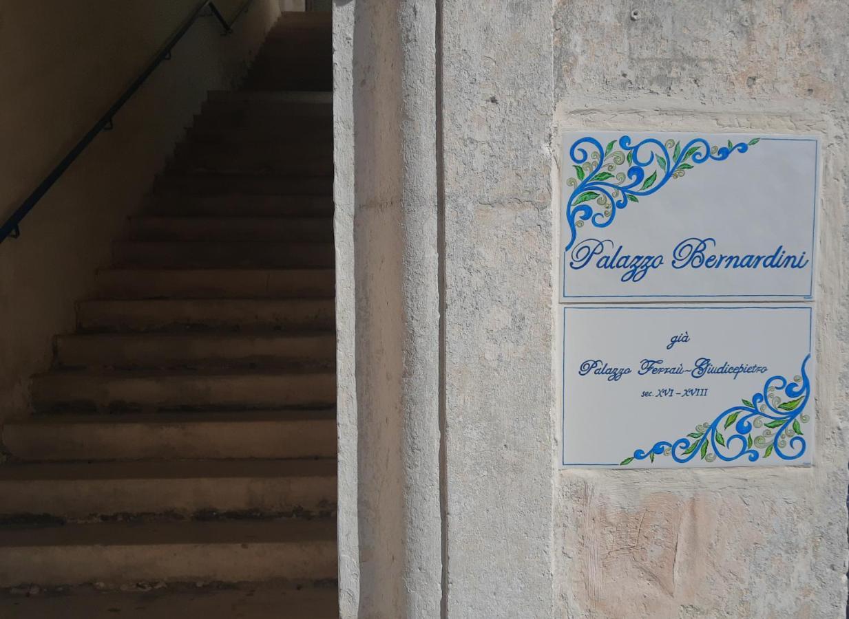 Palazzo Bernardini B & B Matera Eksteriør billede